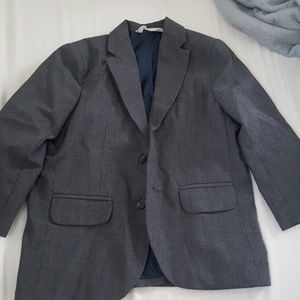 Cat & Jack size 4 suit